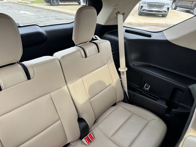 2023 Ford Explorer XLT 4WD