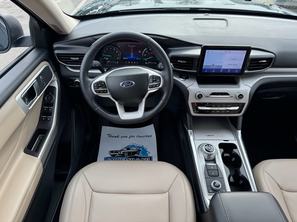 2023 Ford Explorer XLT 4WD