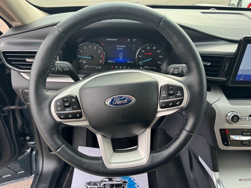 2023 Ford Explorer XLT 4WD
