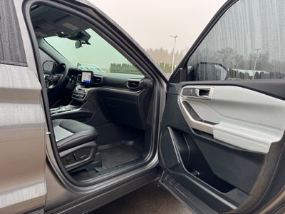 2023 Ford Explorer XLT 4WD