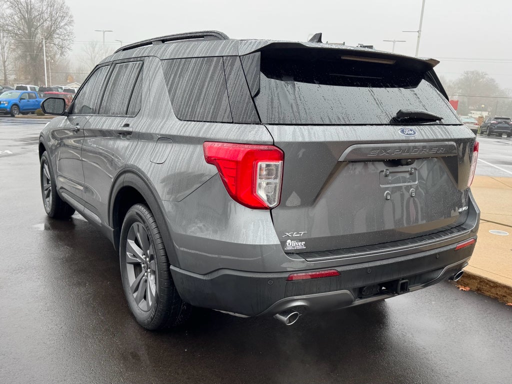 2023 Ford Explorer XLT 4WD