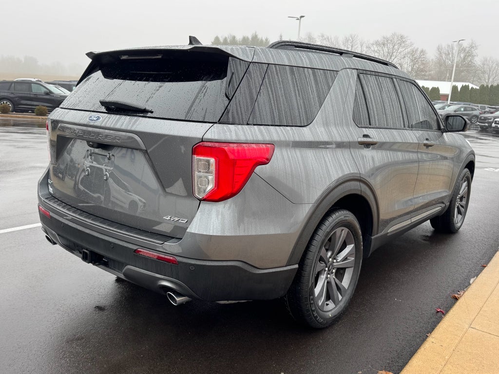 2023 Ford Explorer XLT 4WD