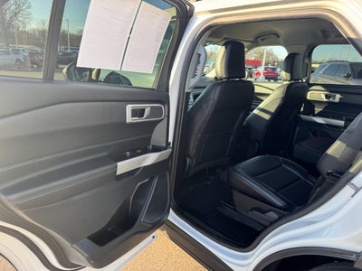 2023 Ford Explorer XLT 4WD