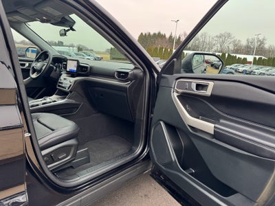 2023 Ford Explorer XLT 4WD