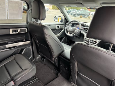 2023 Ford Explorer XLT 4WD
