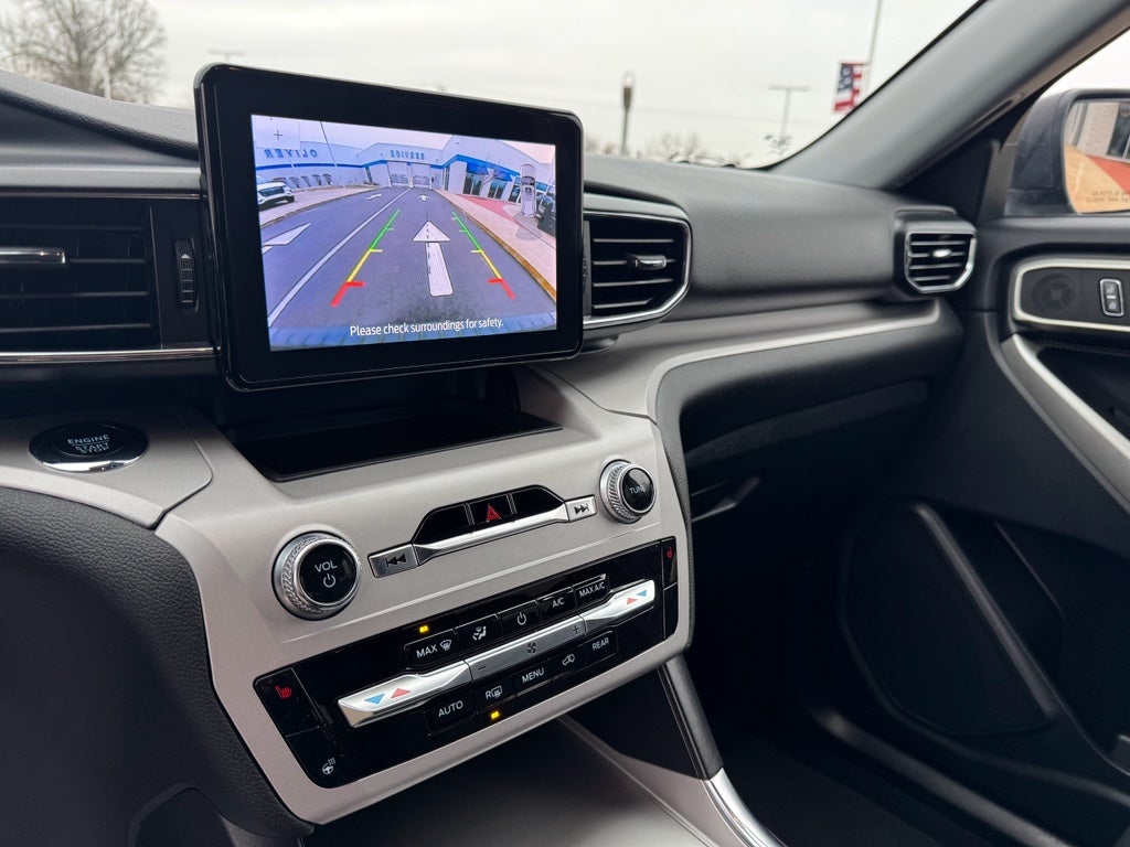 2023 Ford Explorer XLT 4WD