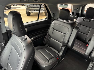 2023 Ford Explorer XLT 4WD