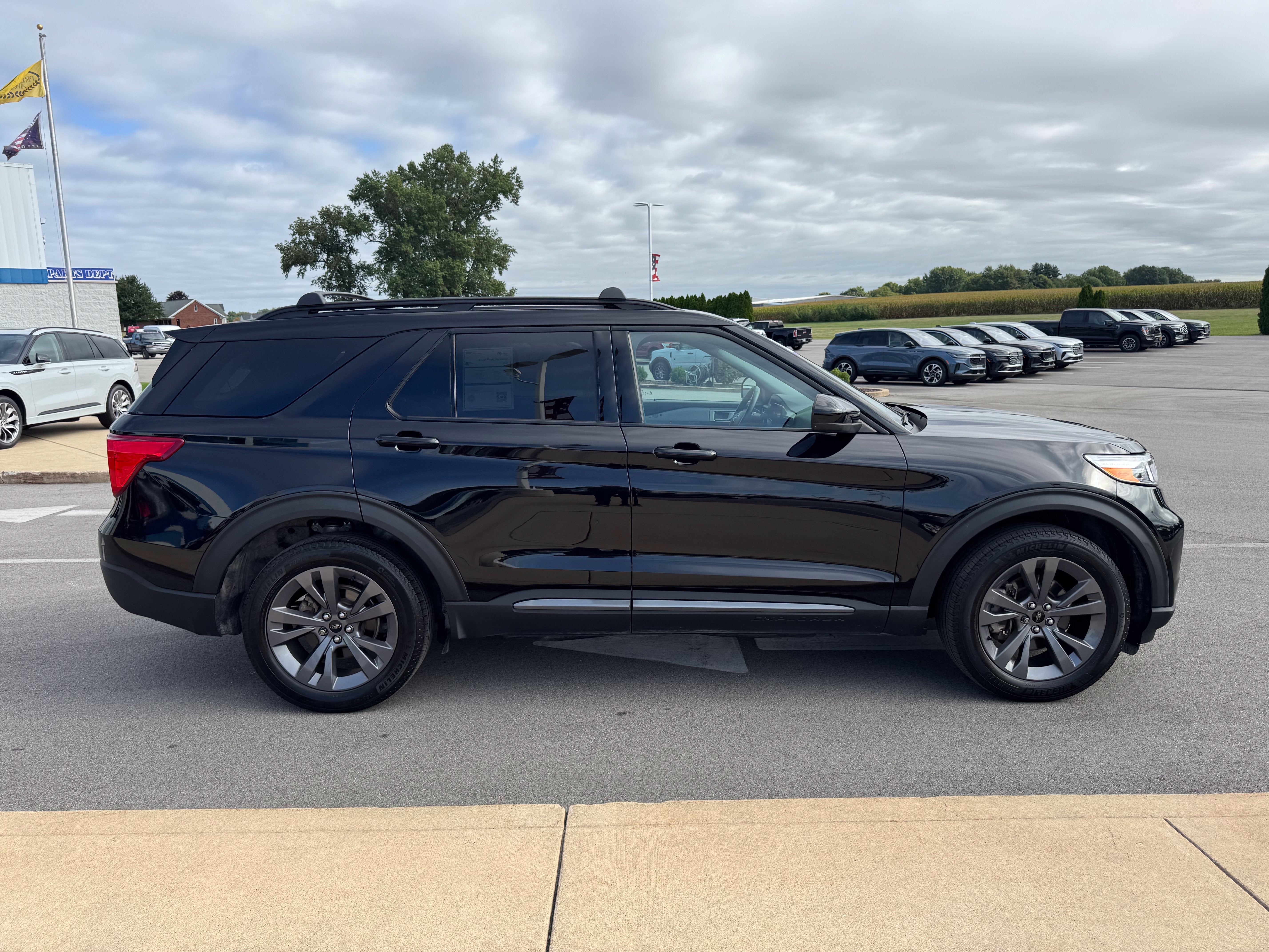 2024 Ford Explorer XLT