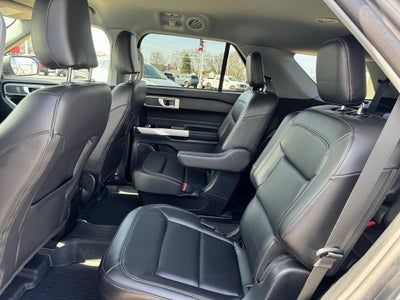 2023 Ford Explorer XLT 4WD