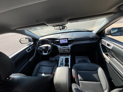 2023 Ford Explorer XLT 4WD