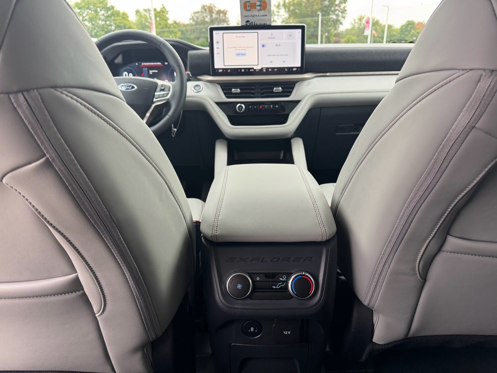 2026 Ford Explorer Active AWD