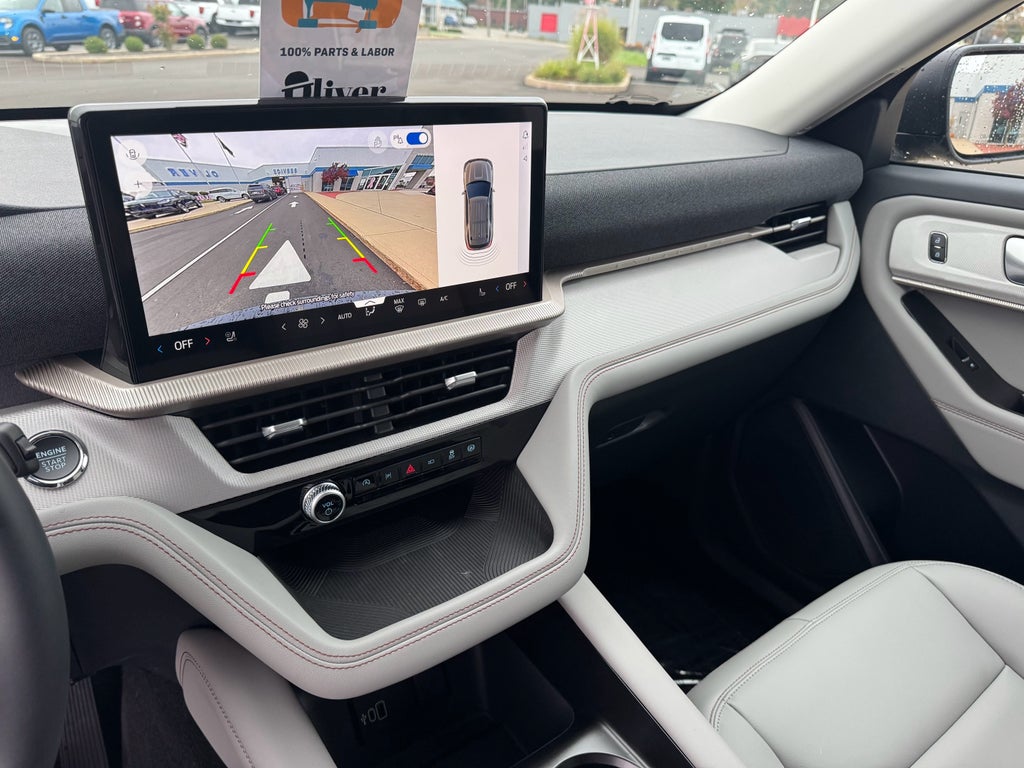 2026 Ford Explorer Active AWD