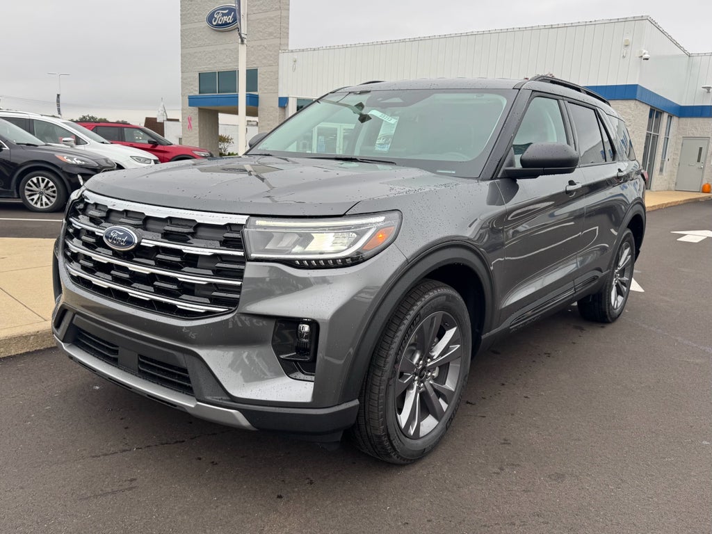 2026 Ford Explorer Active AWD