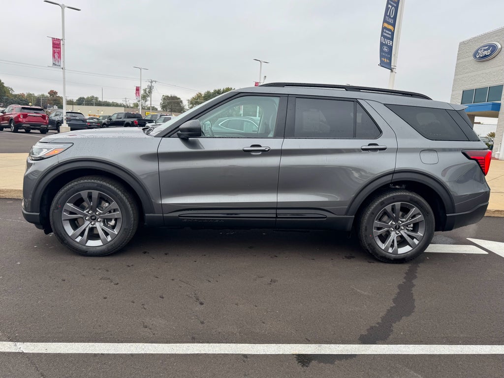 2026 Ford Explorer Active AWD