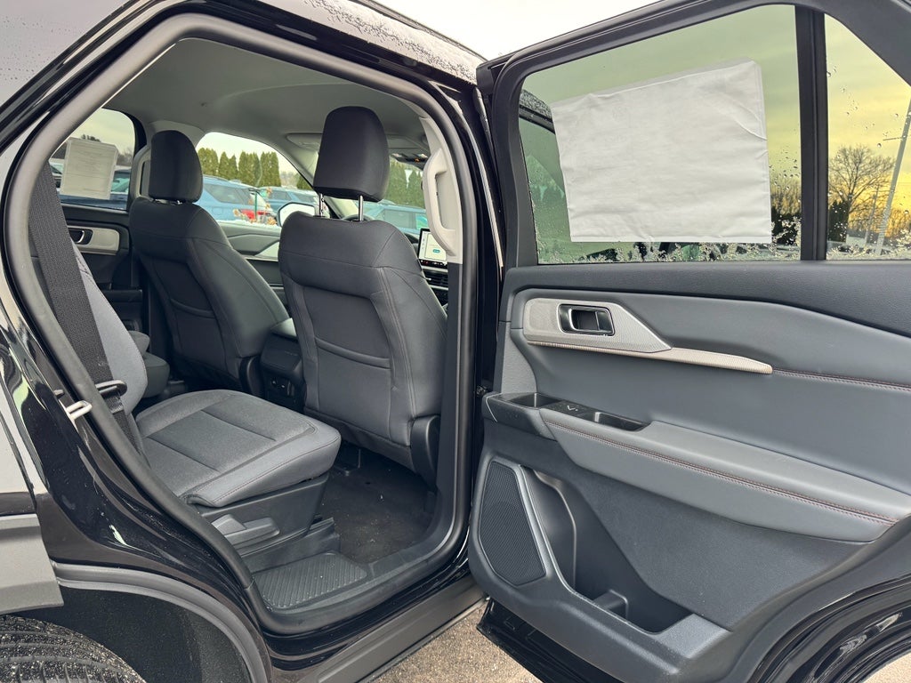 2026 Ford Explorer Active AWD