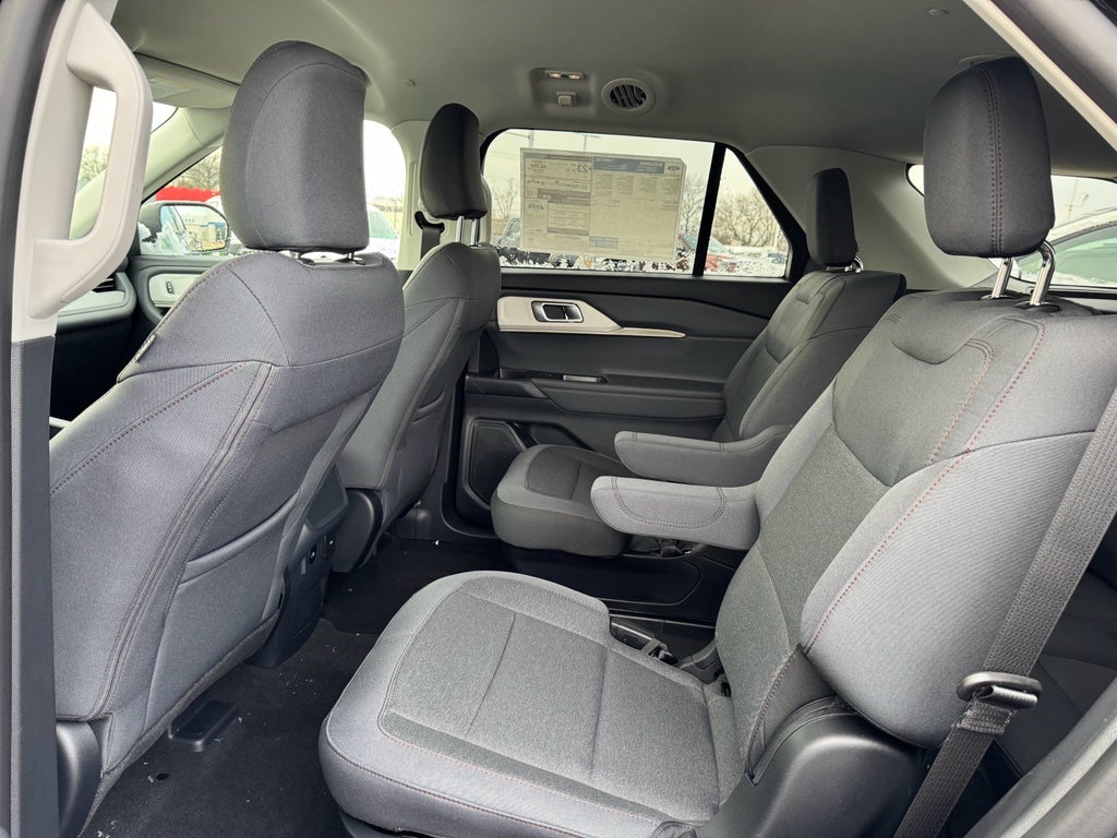 2026 Ford Explorer Active AWD