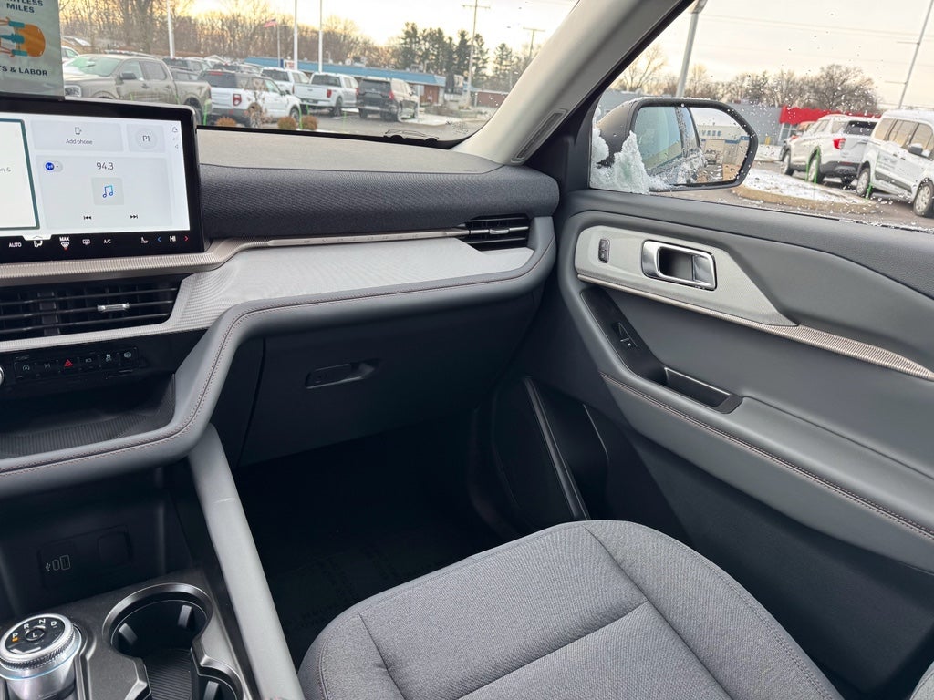 2026 Ford Explorer Active AWD