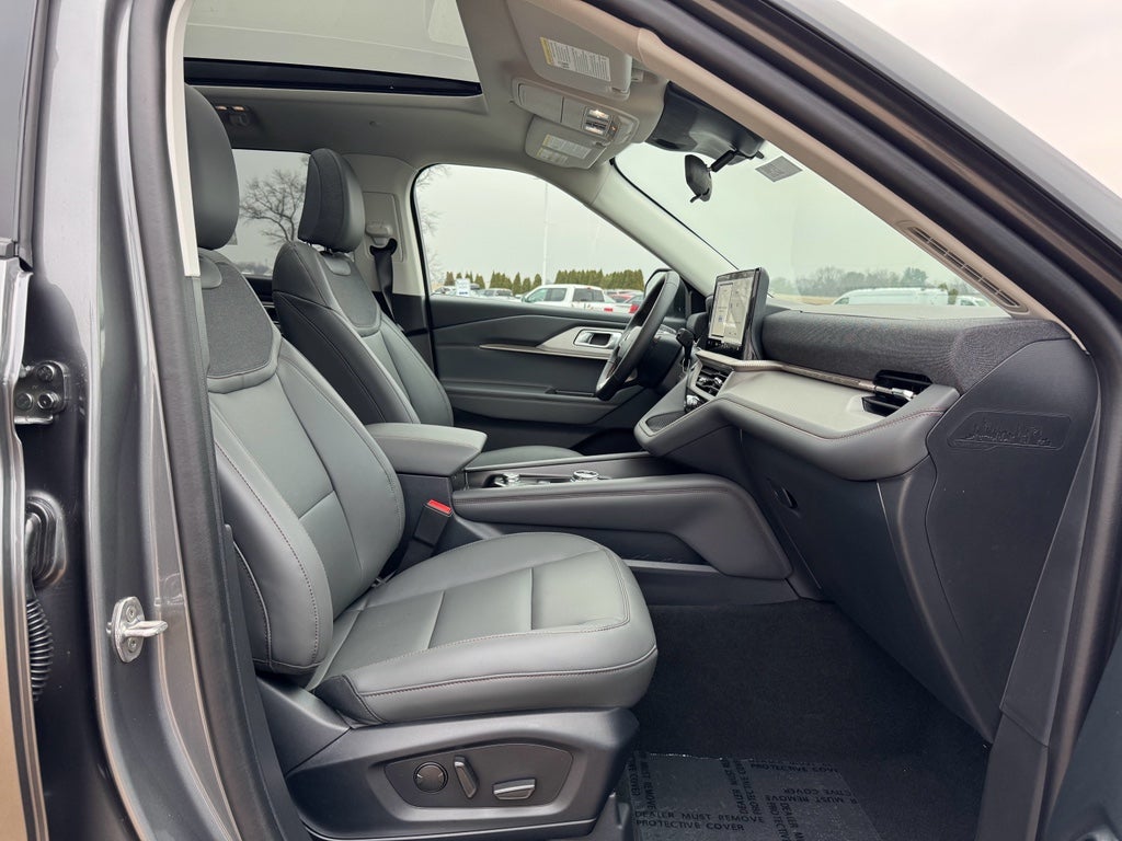 2026 Ford Explorer Active (100A)