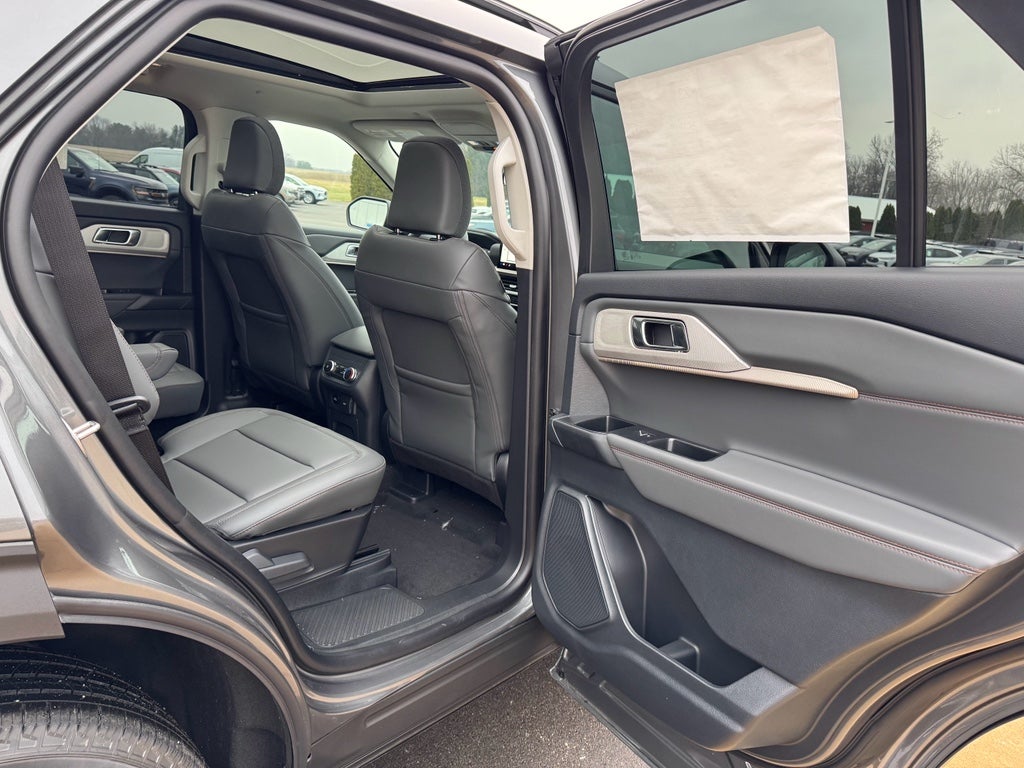 2026 Ford Explorer Active (100A)