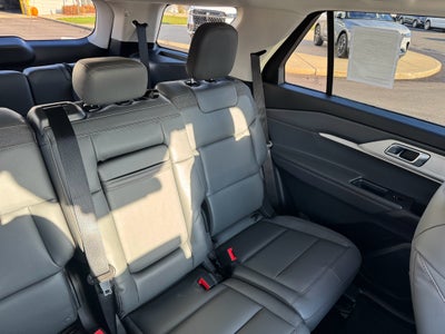 2026 Ford Explorer Active AWD