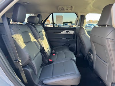 2026 Ford Explorer Active AWD