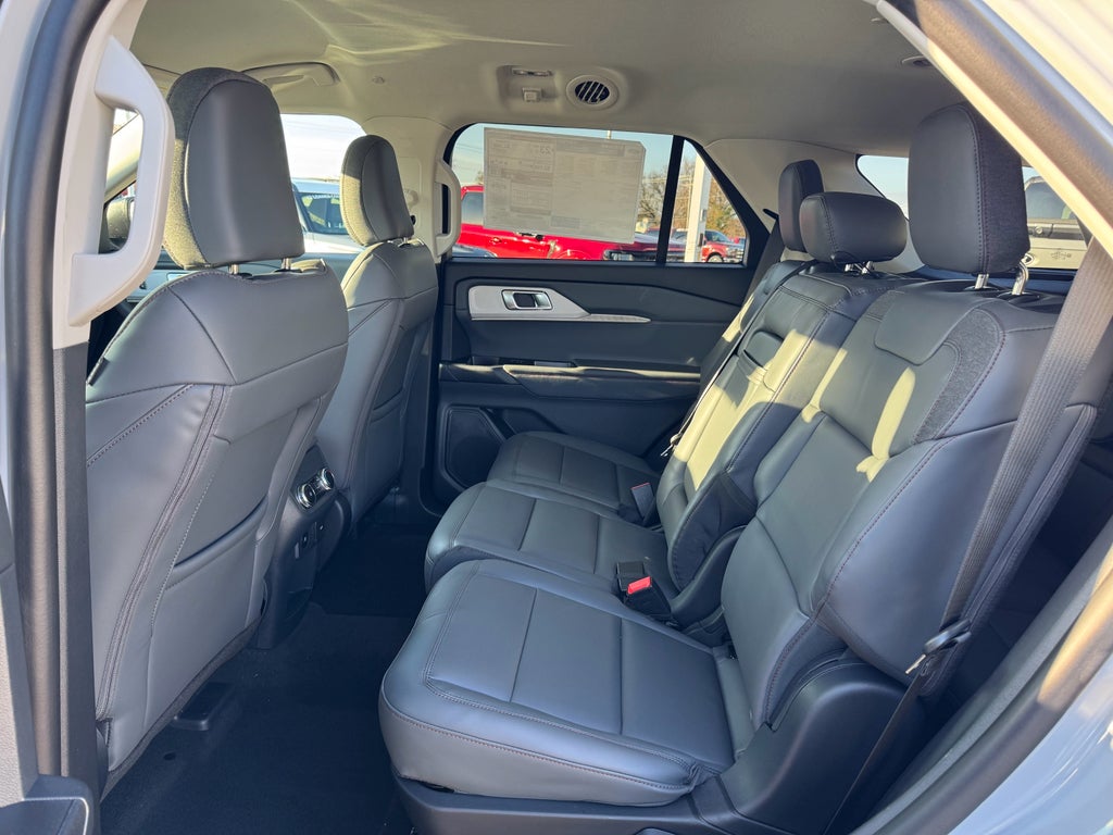 2026 Ford Explorer Active AWD