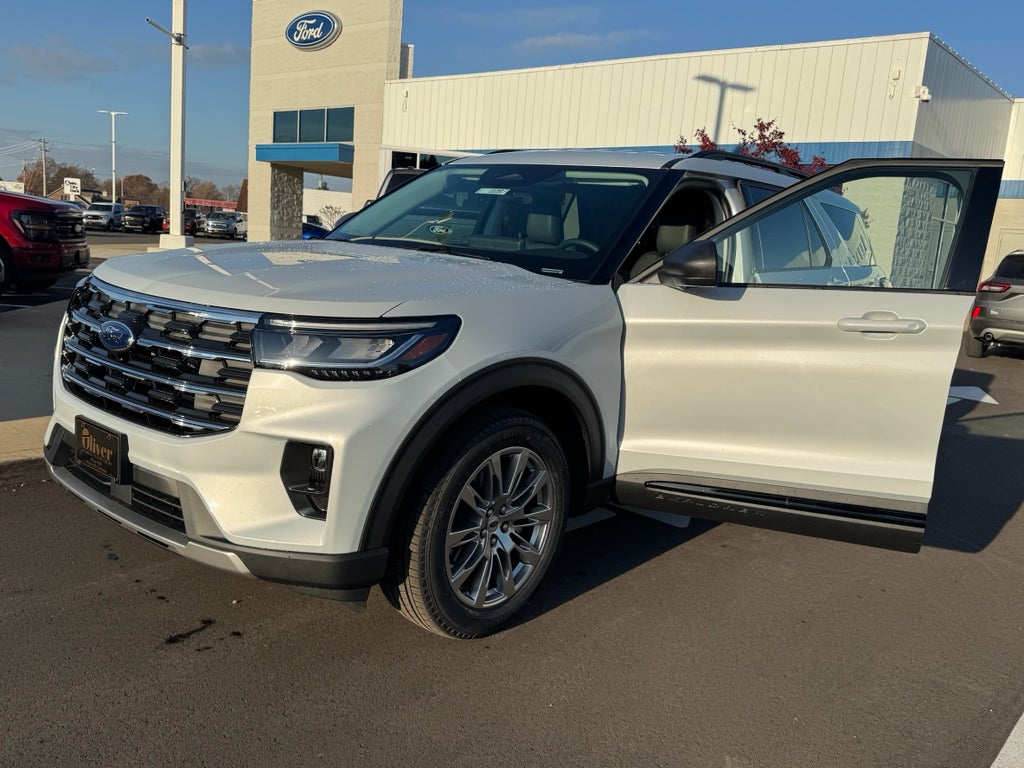 2026 Ford Explorer Active AWD