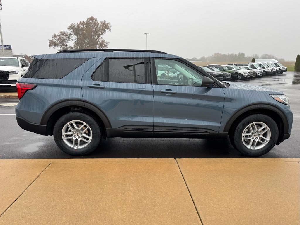2026 Ford Explorer Active AWD