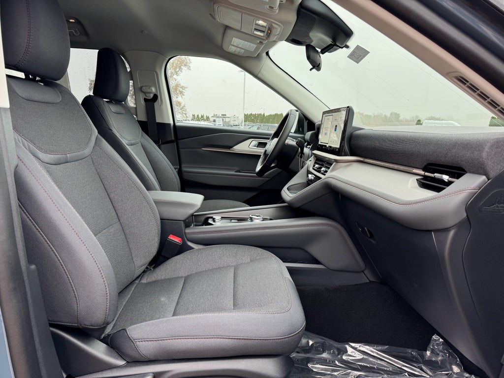 2026 Ford Explorer Active AWD