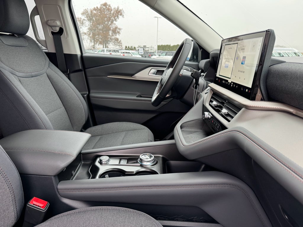 2026 Ford Explorer Active AWD