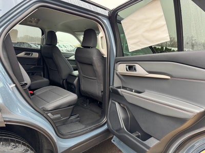 2026 Ford Explorer Active AWD