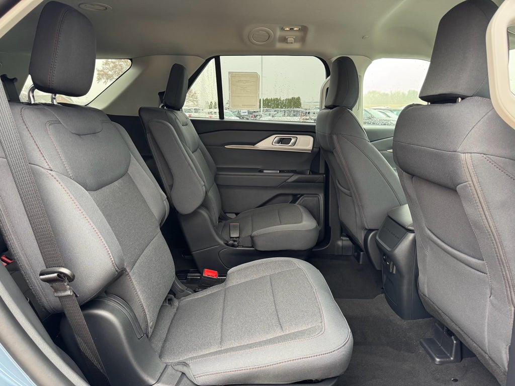 2026 Ford Explorer Active AWD