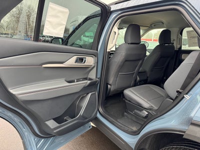 2026 Ford Explorer Active AWD