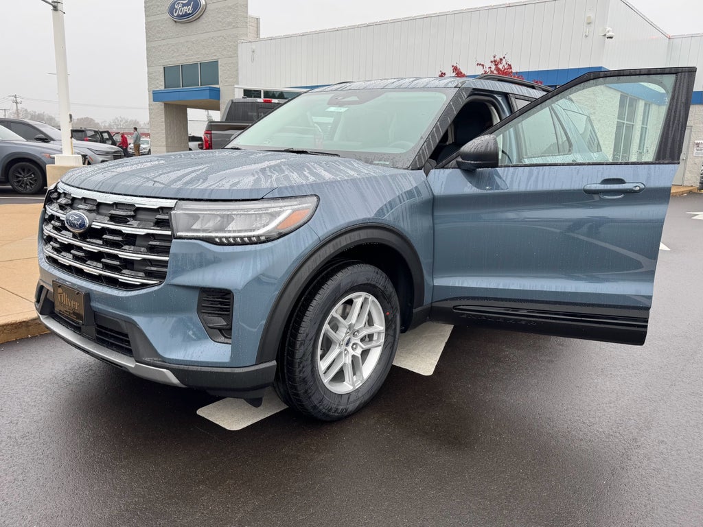 2026 Ford Explorer Active AWD