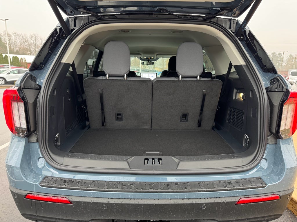 2026 Ford Explorer Active AWD