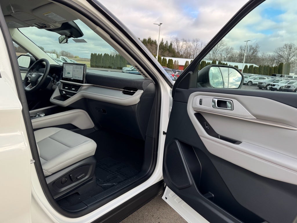 2026 Ford Explorer ActiveAWD