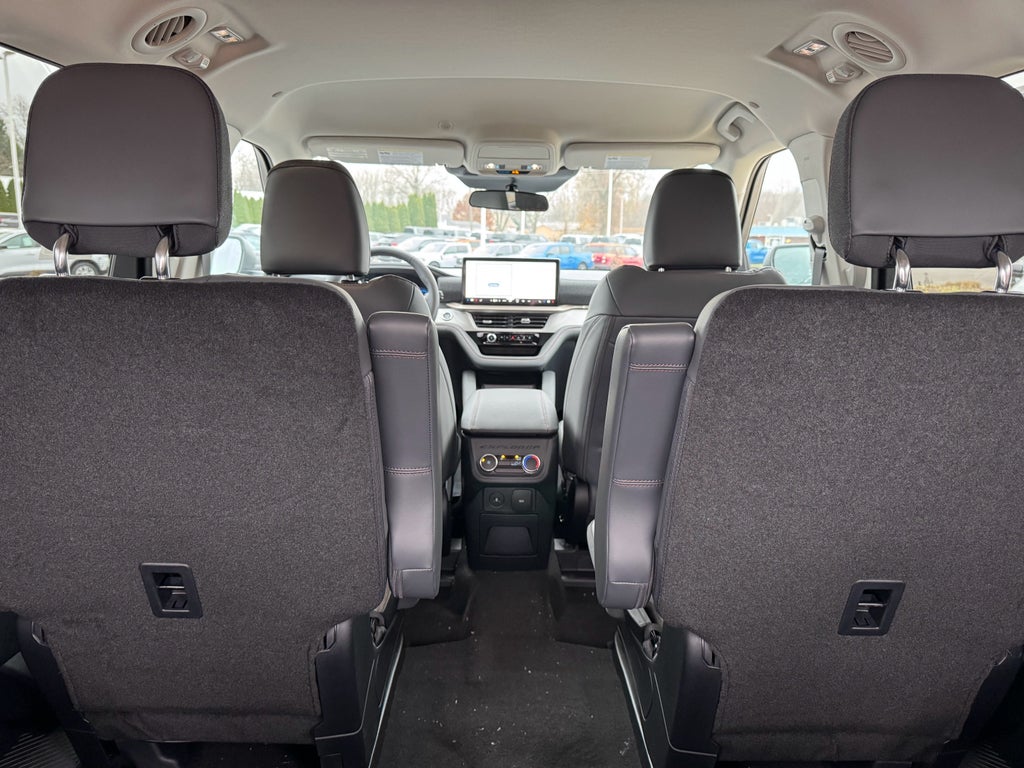 2026 Ford Explorer Active AWD