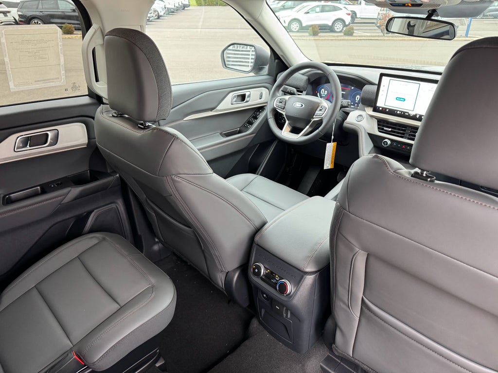 2026 Ford Explorer Active AWD