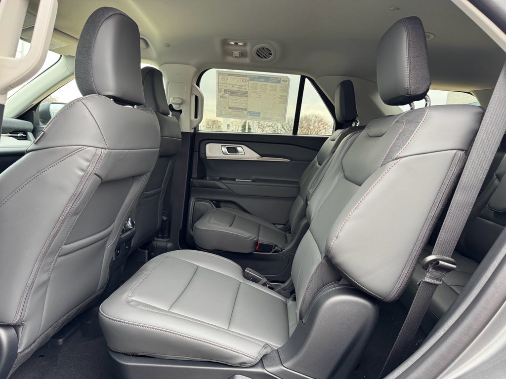 2026 Ford Explorer Active AWD