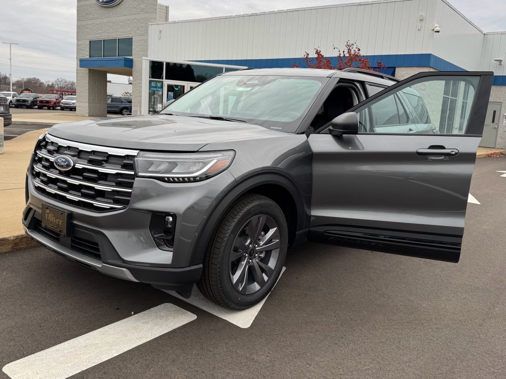 2026 Ford Explorer Active AWD