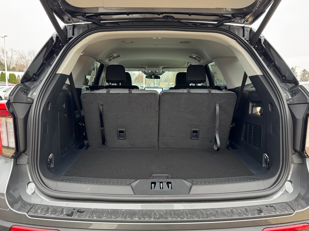 2026 Ford Explorer Active AWD