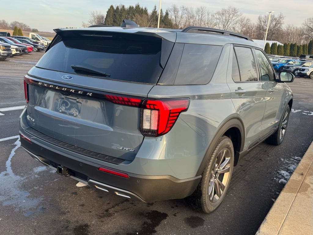 2026 Ford Explorer Active AWD