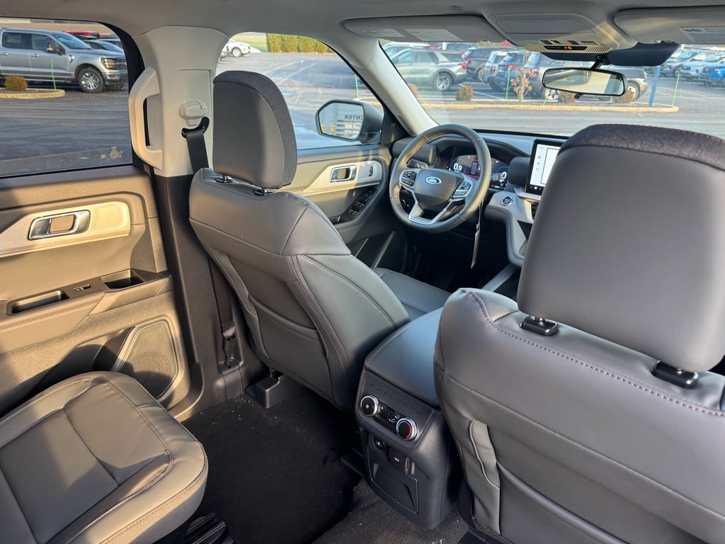 2026 Ford Explorer Active AWD