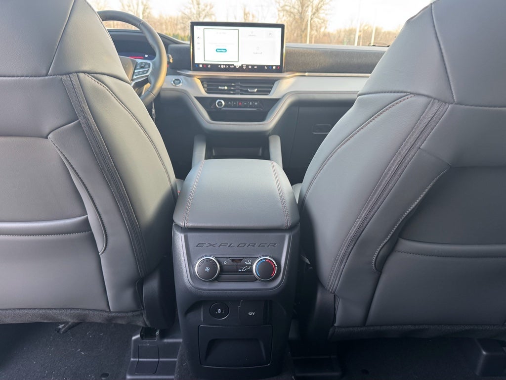 2026 Ford Explorer Active AWD