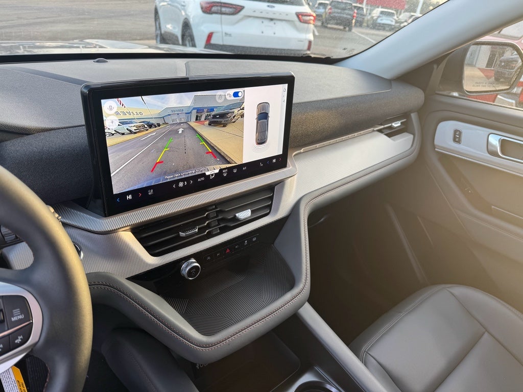 2026 Ford Explorer Active AWD