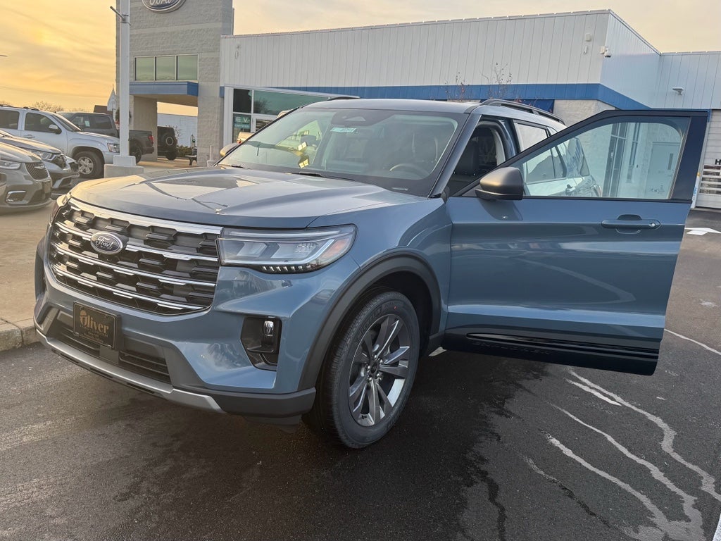 2026 Ford Explorer Active AWD