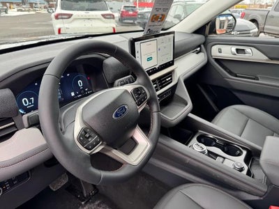 2026 Ford Explorer Active AWD