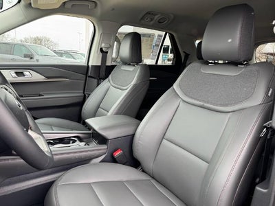 2026 Ford Explorer Active AWD