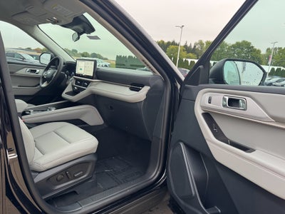 2026 Ford Explorer Active AWD