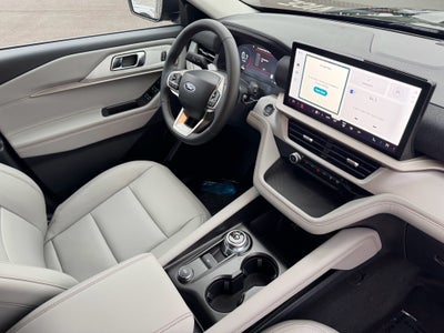 2026 Ford Explorer Active AWD